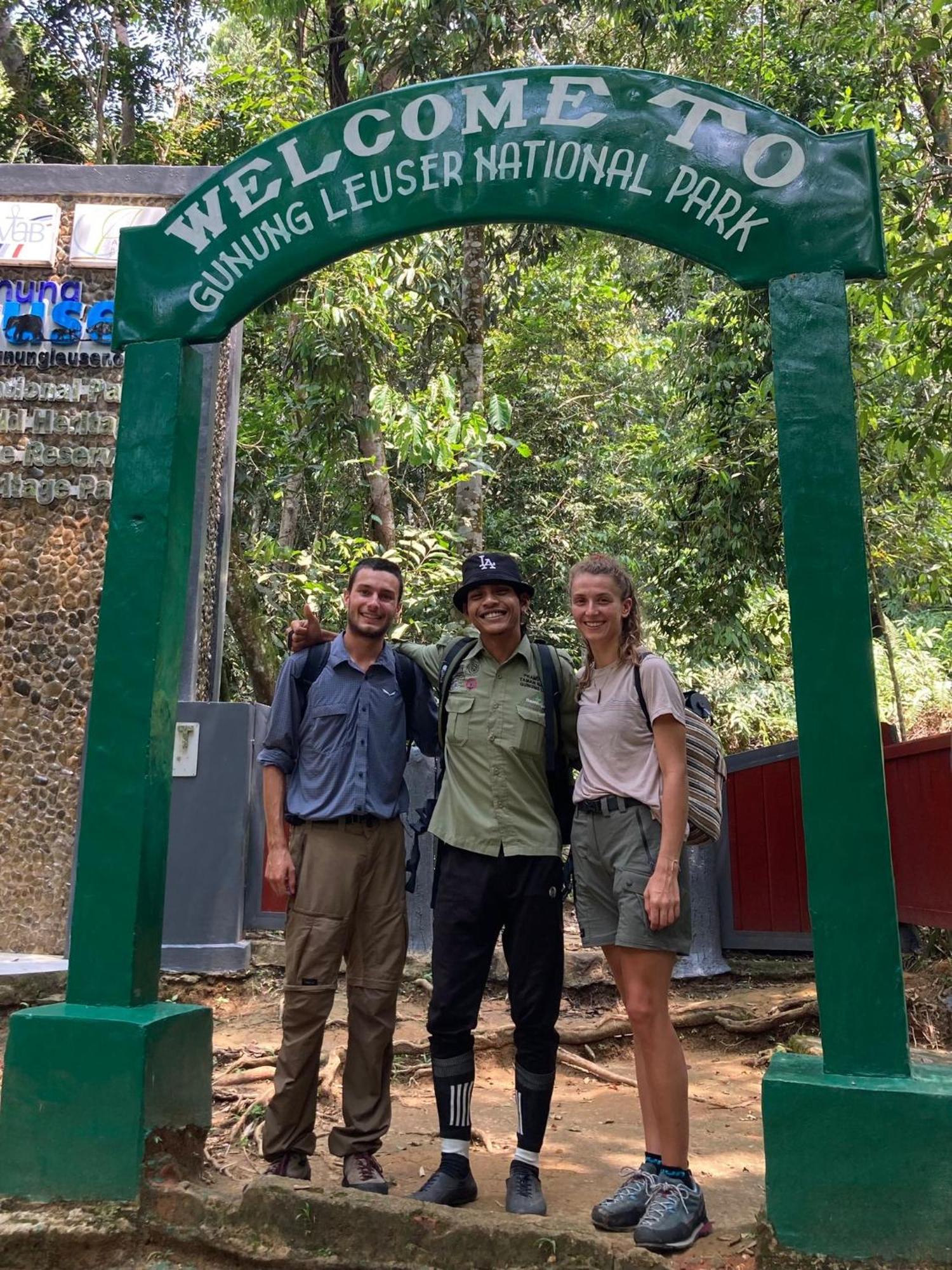 Eco Trekking Lodge, Bar & Jungle Tour'S Bukit Lawang Extérieur photo