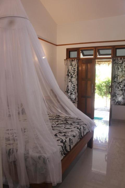 Eco Trekking Lodge, Bar & Jungle Tour'S Bukit Lawang Extérieur photo