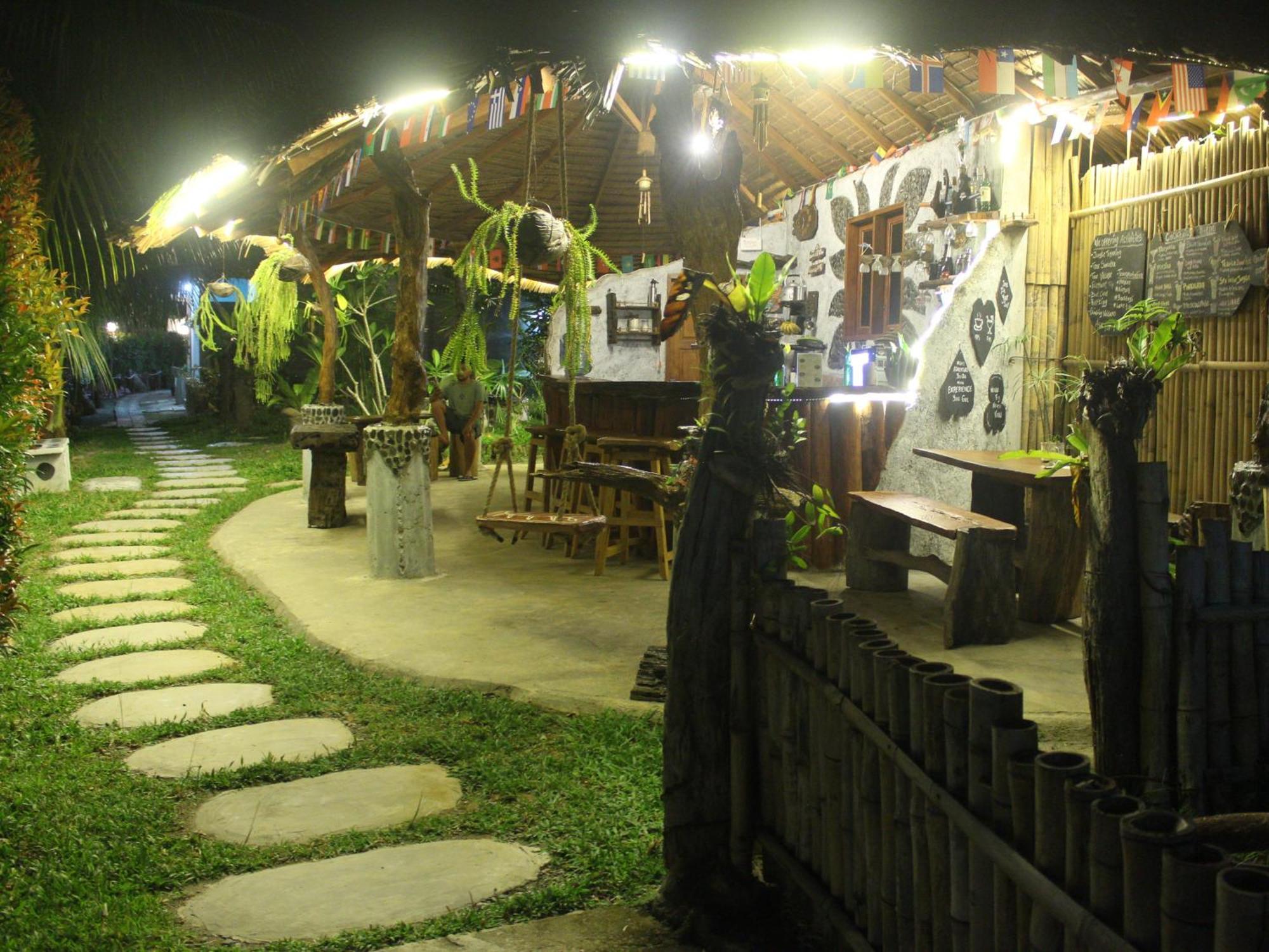 Eco Trekking Lodge, Bar & Jungle Tour'S Bukit Lawang Extérieur photo