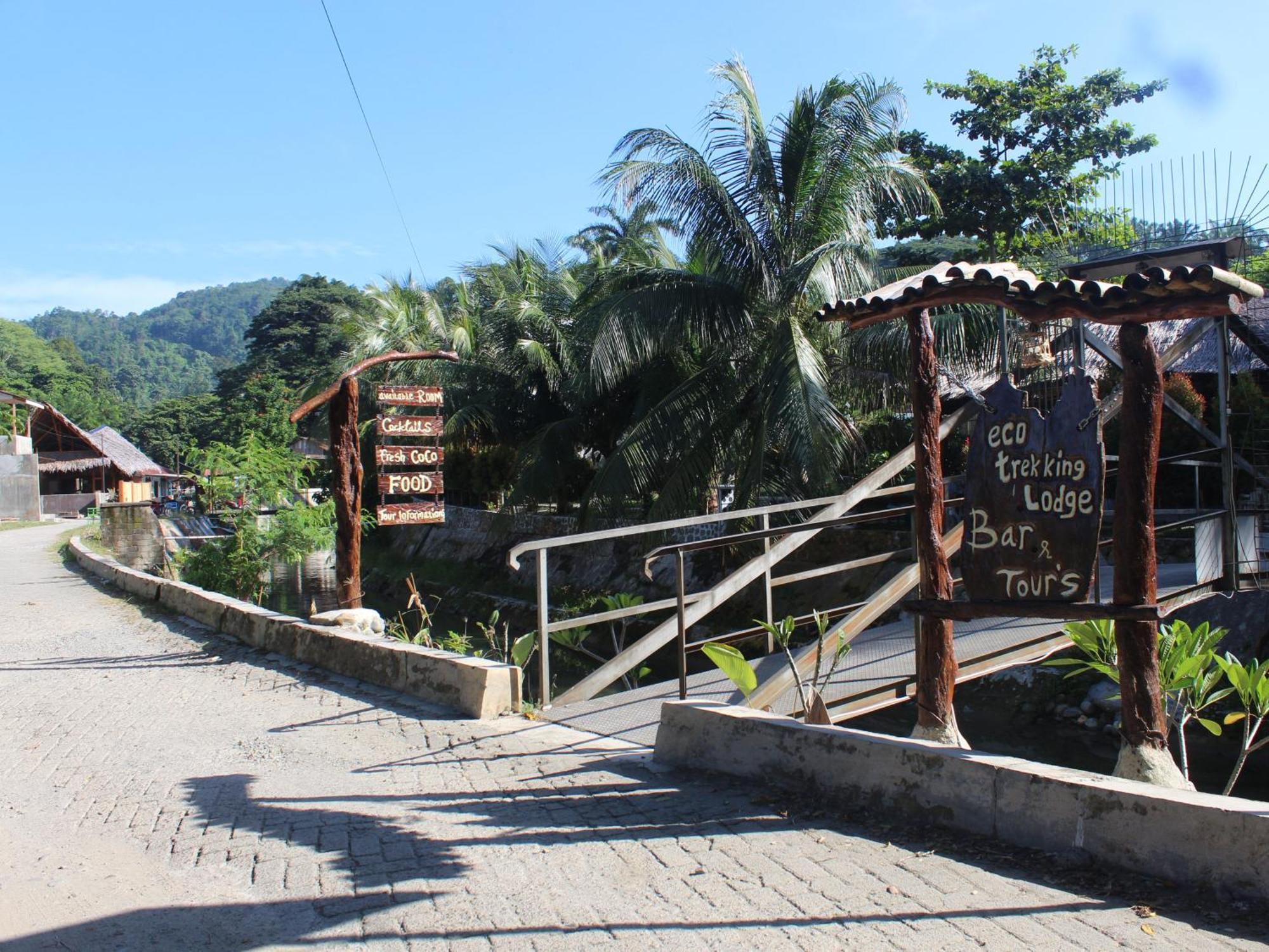 Eco Trekking Lodge, Bar & Jungle Tour'S Bukit Lawang Extérieur photo